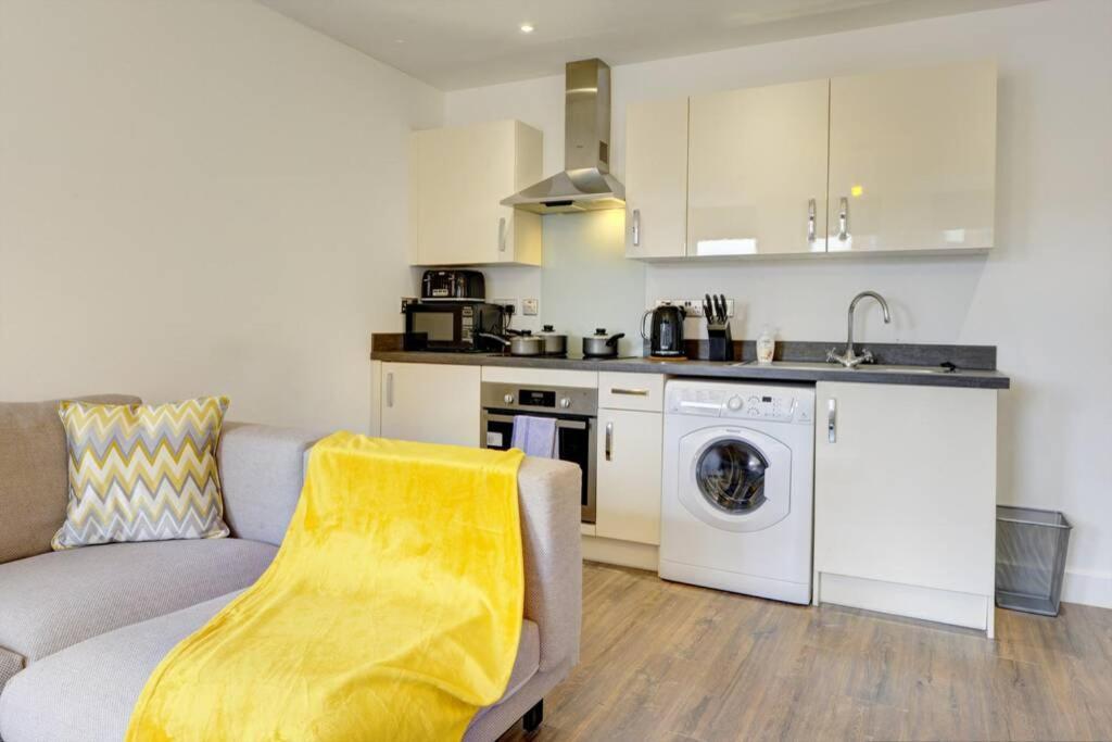 Modern & Stylish 2Br Apartment - Queens House Coventry Exterior foto